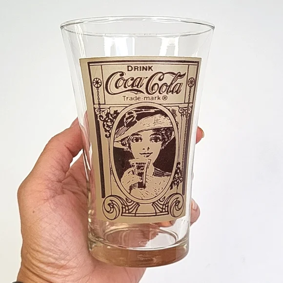 Vintage  Coke Coca Cola Flair Glass - Picture 16 of 17